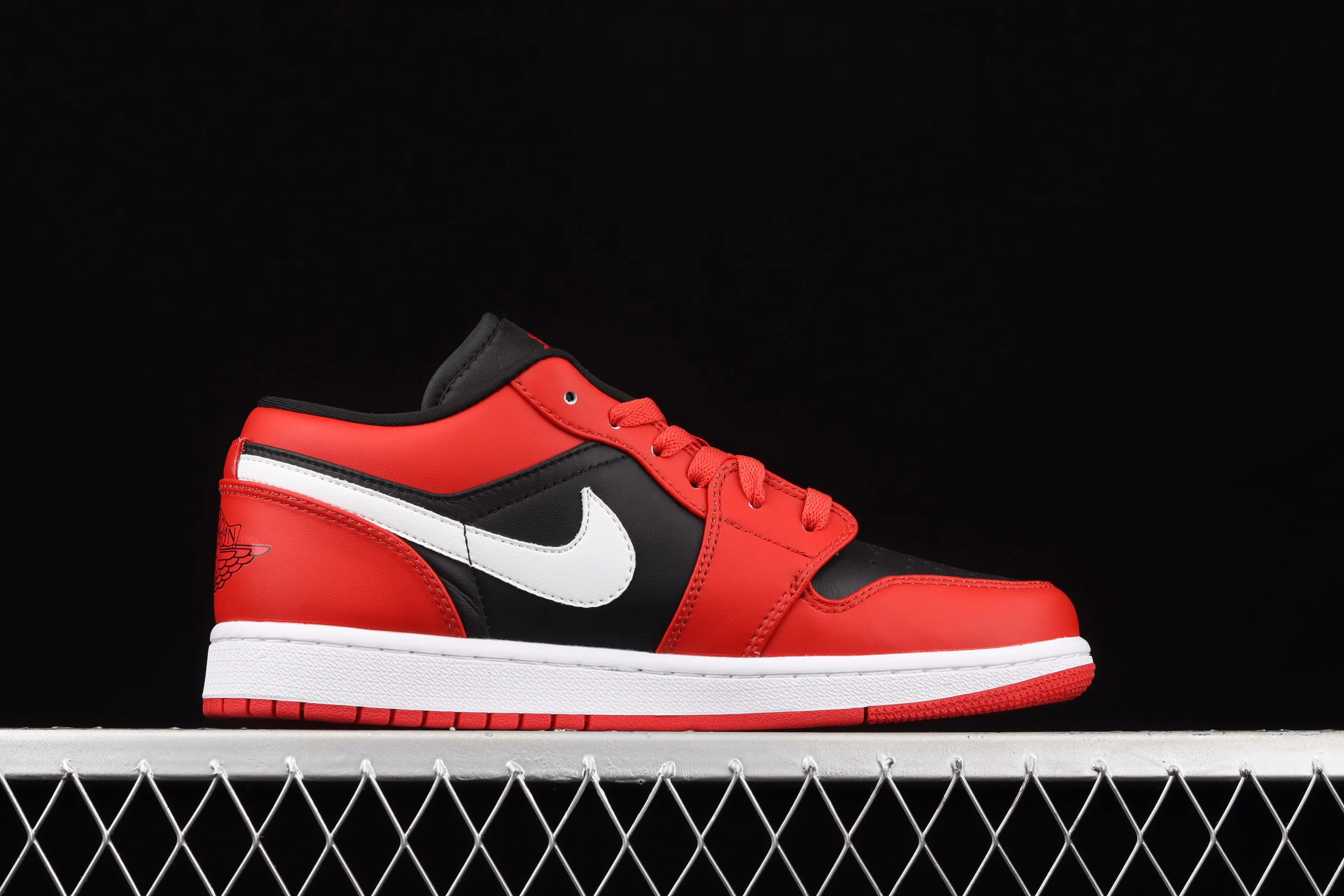 All categories Air Jordan Jordan series basketball shoes Air Jordan 1 Low Air Jordan 1 Low AJ1 Joe 1 low-top cultural and leisure sports sneakers 553560-061
